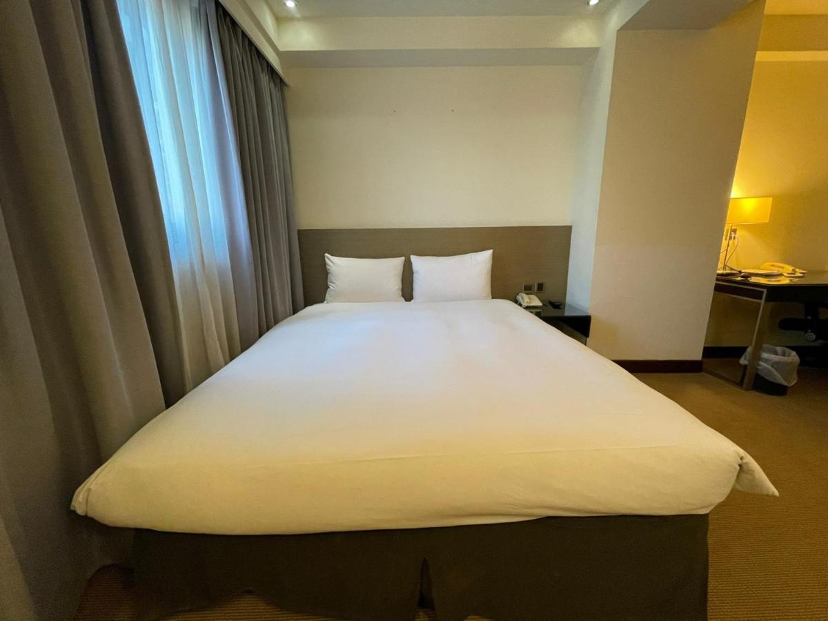 Guide Hotel Hsinchu Zhongyang Kültér fotó