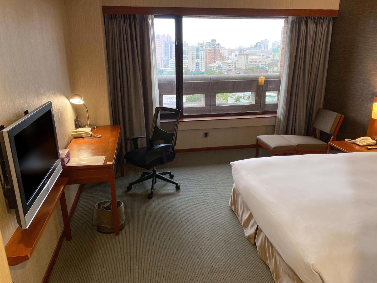 Guide Hotel Hsinchu Zhongyang Kültér fotó