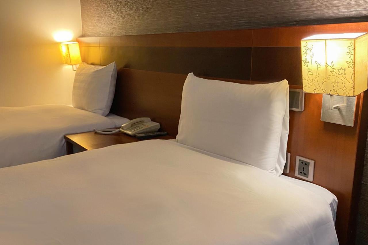 Guide Hotel Hsinchu Zhongyang Kültér fotó