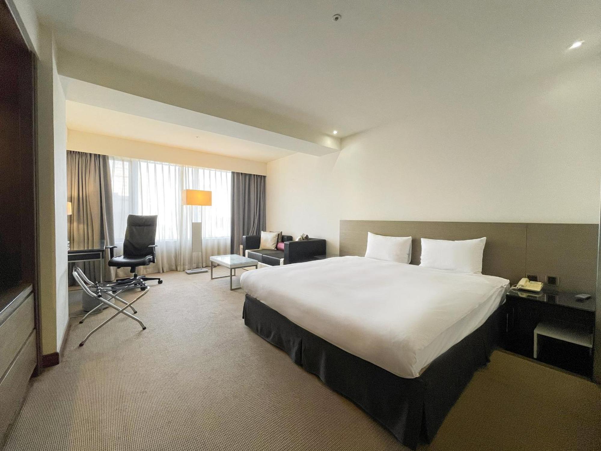 Guide Hotel Hsinchu Zhongyang Kültér fotó