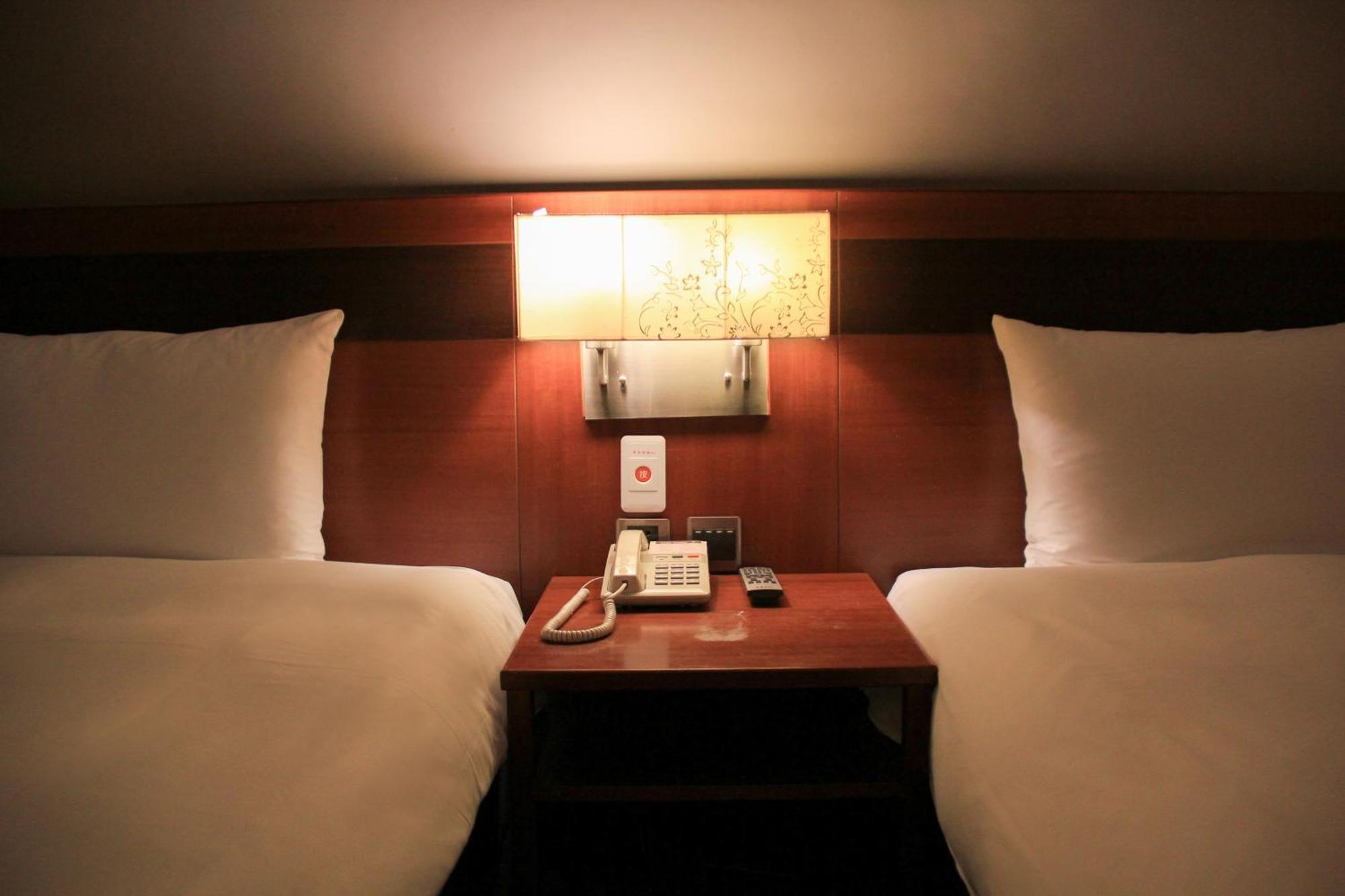 Guide Hotel Hsinchu Zhongyang Kültér fotó
